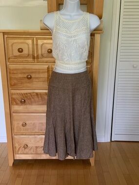 Linen blend skirt, size 8, colour beige